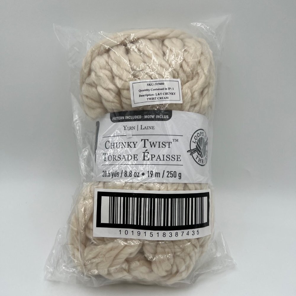 Loops and Threads Chunky Grande Yarn 8.8 oz 20.5 yds Neutral Cream